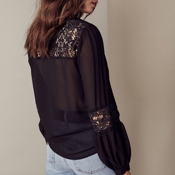 SOLD! For Love & Lemons Blouse.Chiffon/Lace - Picture 2 of 8